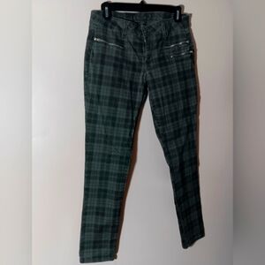 Rue 21 Green plaid pants Size 7/8